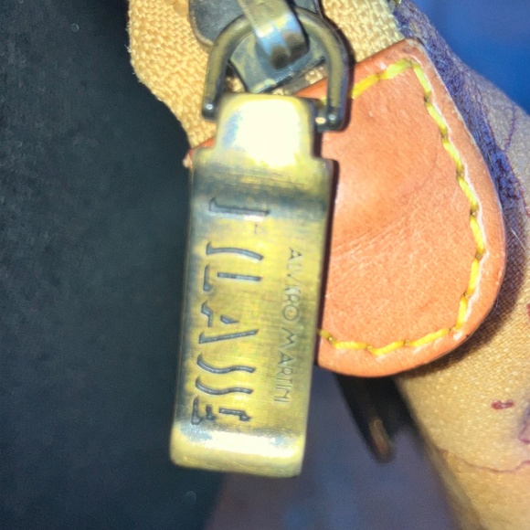 Alviero Martini hand bag - Picture 3 of 9